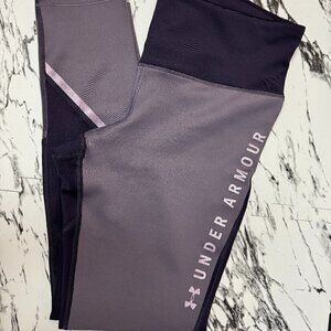 EUC - Under Armour warmer Compression Leggings, Size L